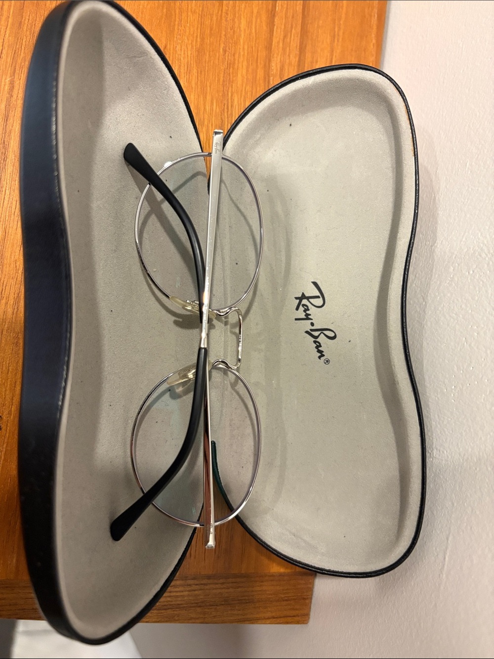 Ray-Ban Silver Round Wireframe Glasses with Black Temples